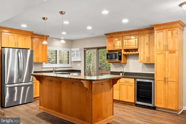 $3,495 | 1813 Glade Court, Annapolis, MD 21403