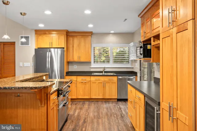 $3,495 | 1813 Glade Court, Annapolis, MD 21403