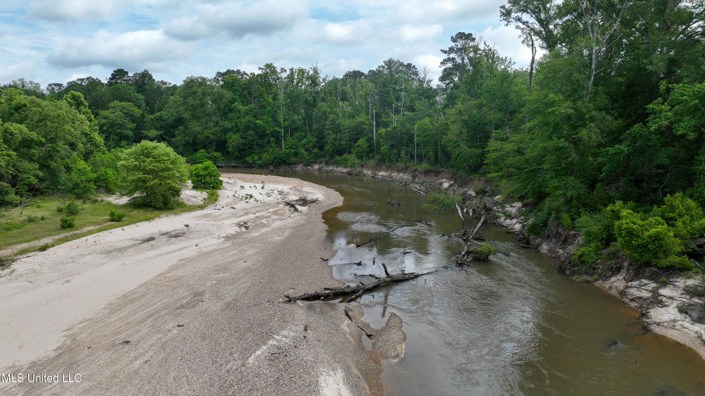 570 Mississippi Summit Summit, MS 39666 - Photo 2 of 17 DJI_0449