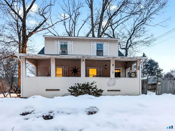 $219,900 | 30 Barbara Avenue, East Hampton, CT 06424