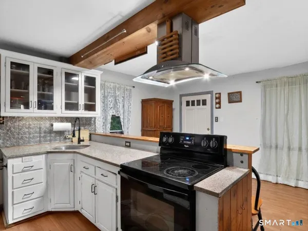 $219,900 | 30 Barbara Avenue, East Hampton, CT 06424