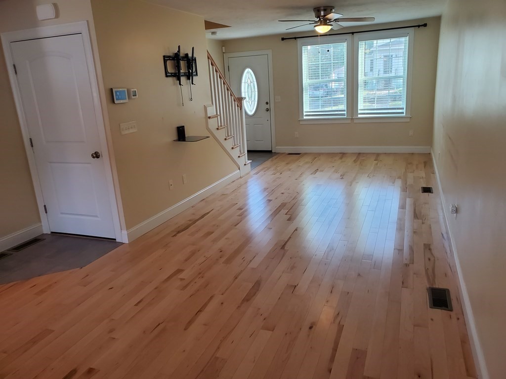 65 Kenberma Road Worcester, MA 01604 - Photo 7 of 42 Gallery Image 7