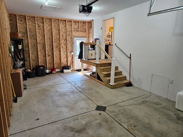 $174,900 | 6543 West Meadowlark Drive, Jenison, MI 49428