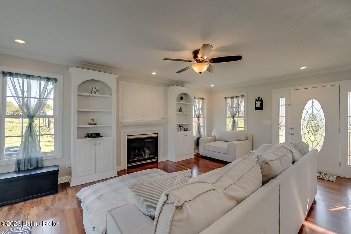 2427 Murrays Run Road Bardstown, KY 40004 - Photo 5 of 48 2-2
