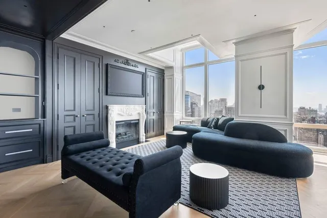 a picture of a bench in front of door