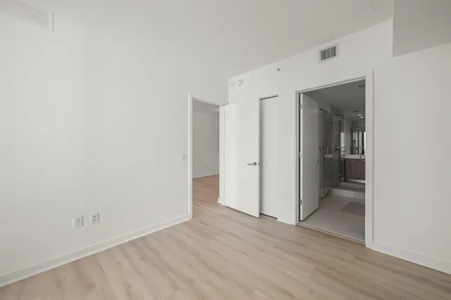 $3,300 | 501 Northeast 31st Street, Unit 2505, Miami, FL 33137