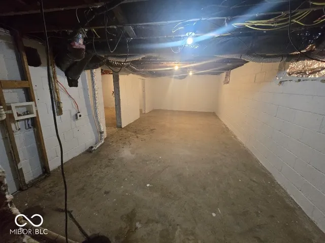 $159,900 | 532 Alexandria Pike, Anderson, IN 46012