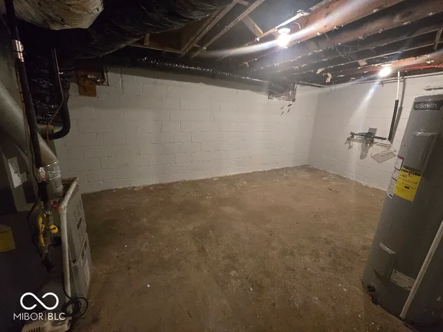 $159,900 | 532 Alexandria Pike, Anderson, IN 46012