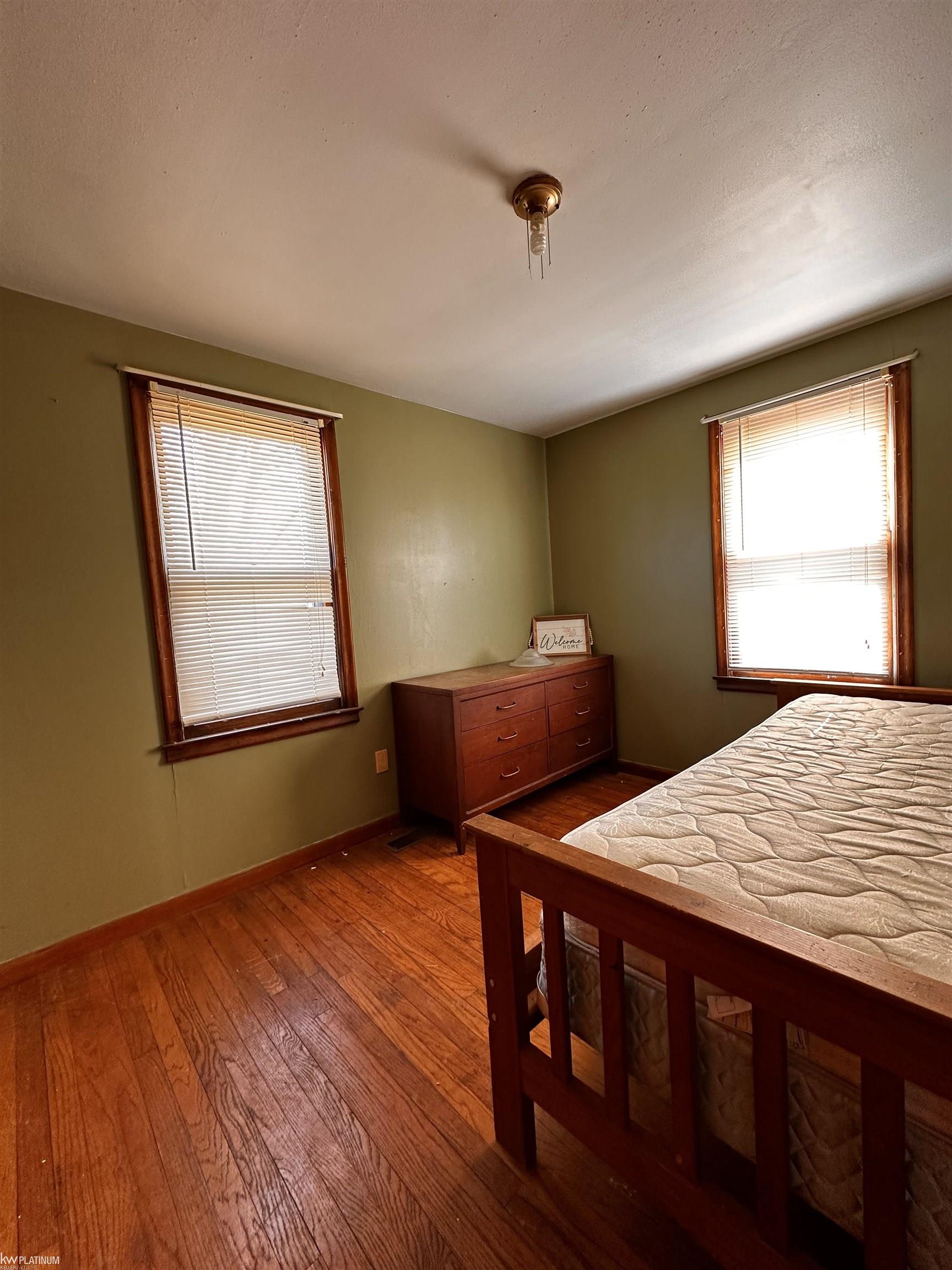 7784 South River Road Marine City, MI 48039 - Photo 7 of 18 50136926-aed55f90-8abd-412c-89a8-2dd98ca0bad1.JPG