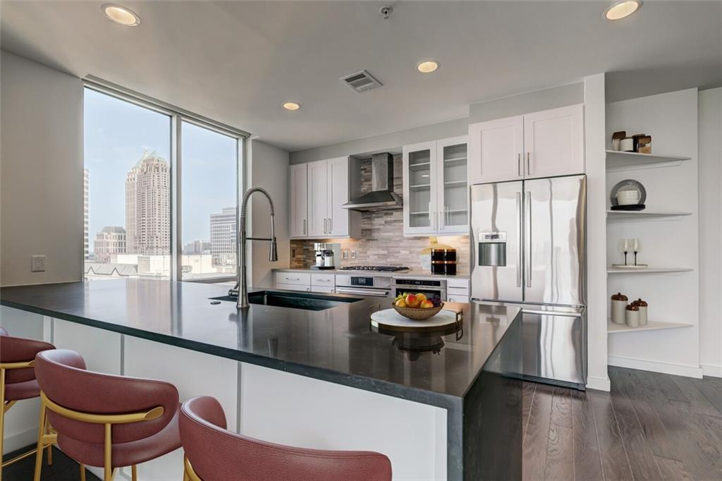 205 12th Street Northeast, Unit REDBUD Atlanta, GA 30309 - Photo 32 of 37