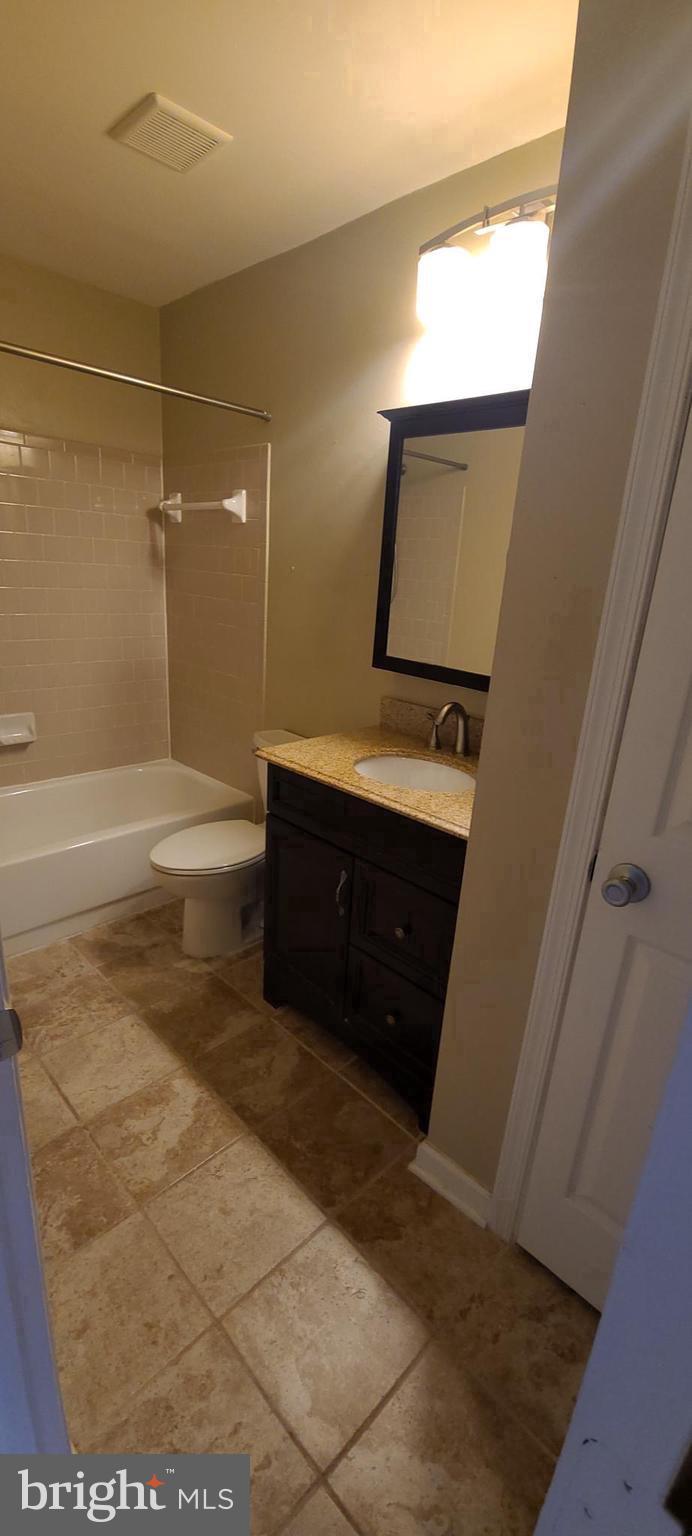 20958 Timber Ridge Terrace, Unit 201 Ashburn, VA 20147 - Photo 18 of 20