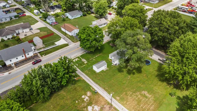 $9,995 | 113 West Gano Street, Kokomo, IN 46901