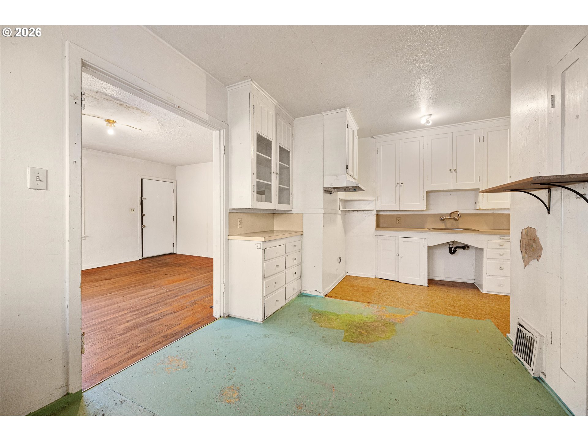 4635-4637 North Congress Avenue Portland, OR 97217 - Photo 7 of 33