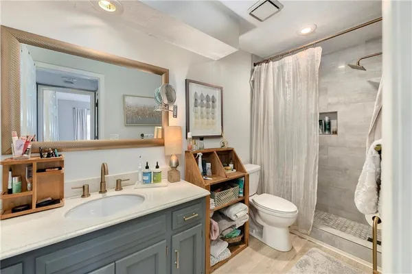 $179,900 | 12609 West 110th Terrace, Overland Park, KS 66210