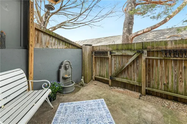 $179,900 | 12609 West 110th Terrace, Overland Park, KS 66210