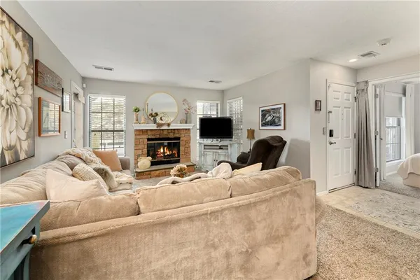 $179,900 | 12609 West 110th Terrace, Overland Park, KS 66210