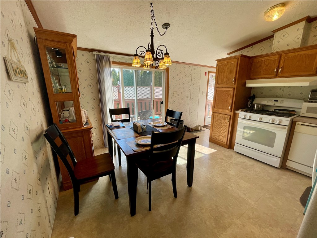 63 Reservoir Road Coventry, RI 02816 - Photo 11 of 24 Gallery Image 11