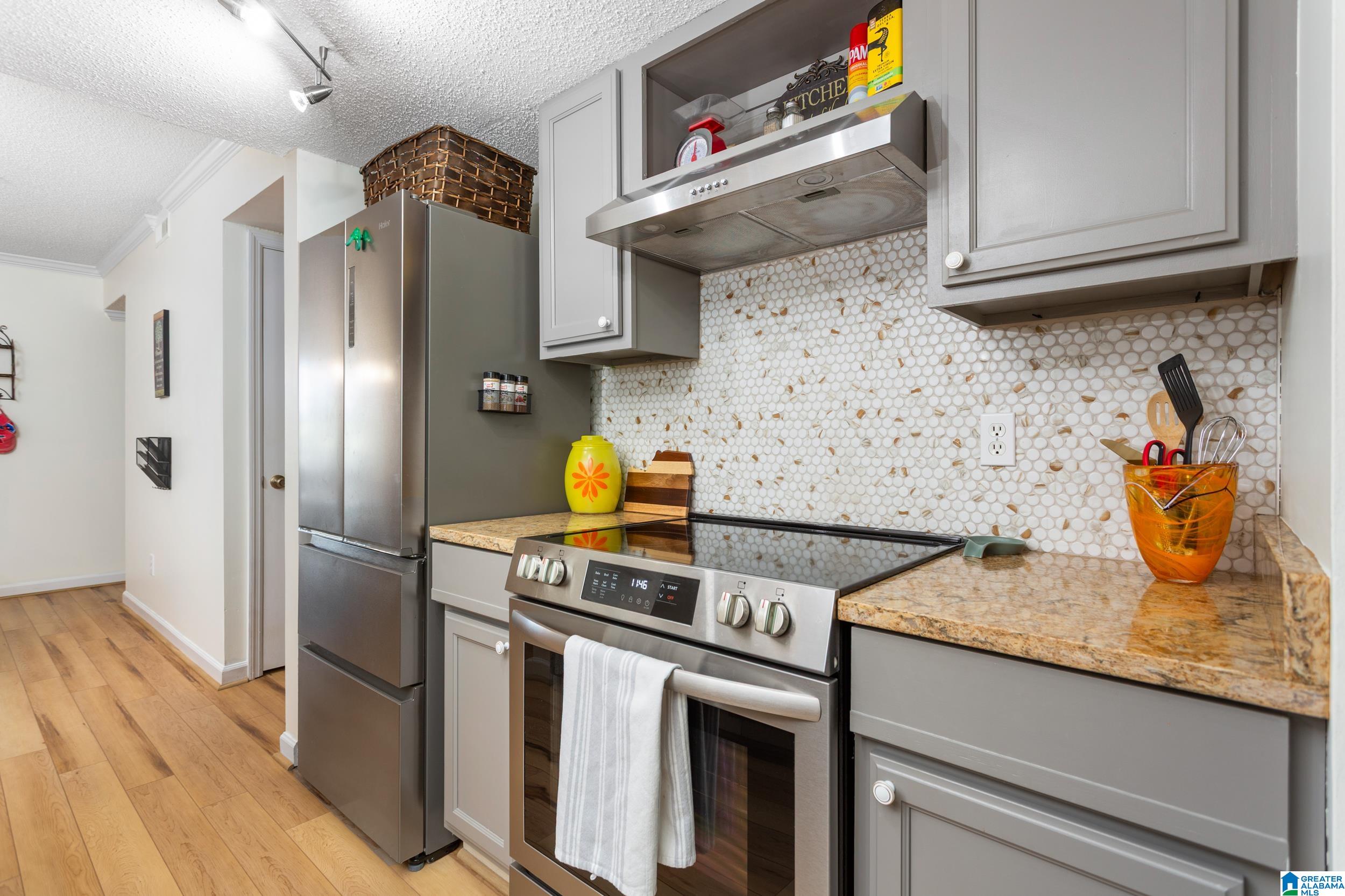 404 Paradise Isle, Unit 404 Riverside, AL 35135 - Photo 10 of 45