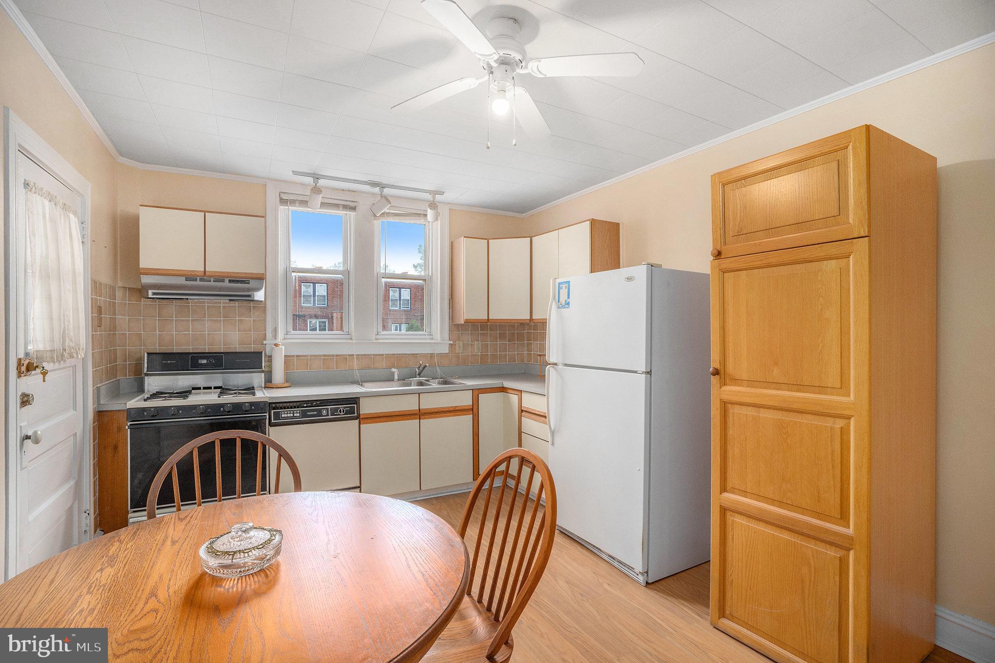 22 Roumfort Road Philadelphia, PA 19119 - Photo 20 of 40 Kitchen