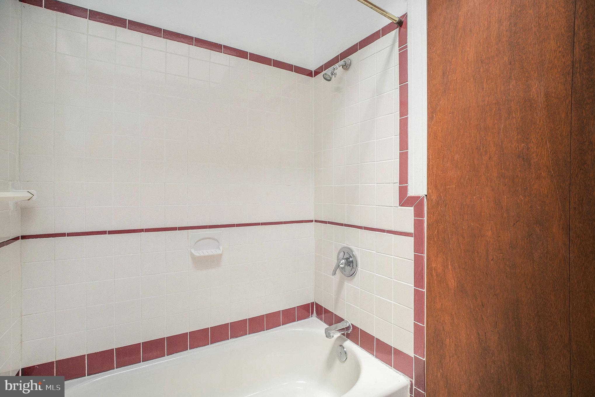 22 Roumfort Road Philadelphia, PA 19119 - Photo 27 of 40 Full Bath