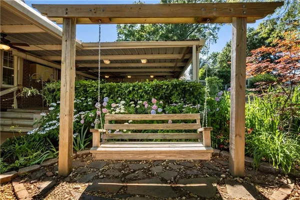 $475,000 | 512 Williamsburg Drive, Dalton, GA 30720