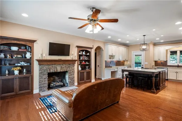 $475,000 | 512 Williamsburg Drive, Dalton, GA 30720