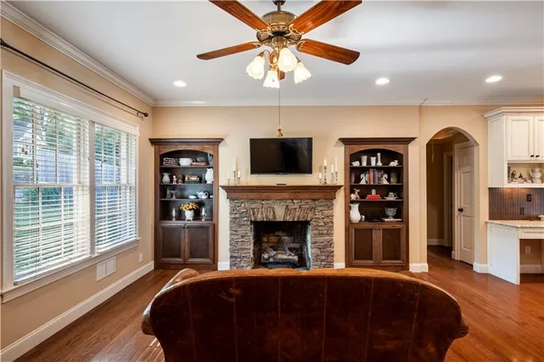 $475,000 | 512 Williamsburg Drive, Dalton, GA 30720