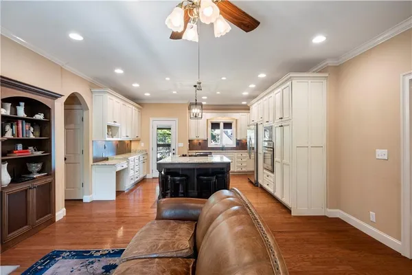 $475,000 | 512 Williamsburg Drive, Dalton, GA 30720