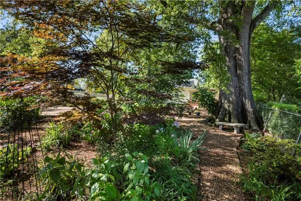 $475,000 | 512 Williamsburg Drive, Dalton, GA 30720