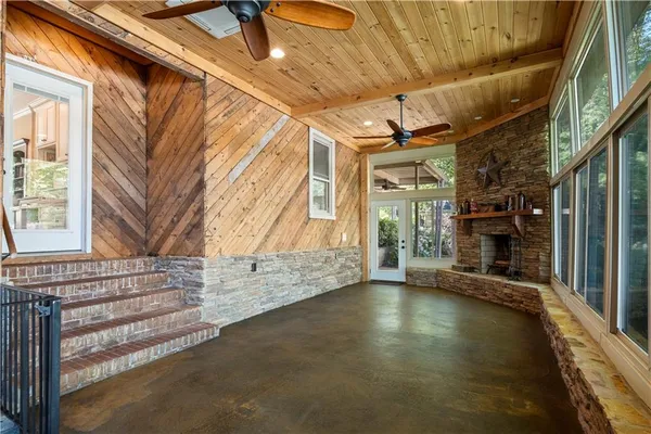 $475,000 | 512 Williamsburg Drive, Dalton, GA 30720