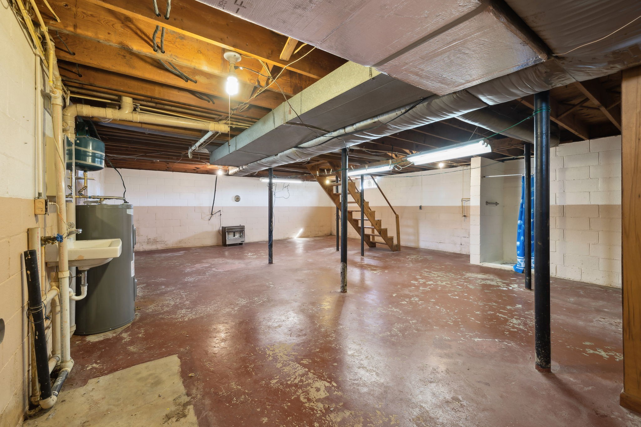 5880 Carthage Road Pleasant Shade, TN 37145 - Photo 35 of 45 a view of empty room with wooden floor