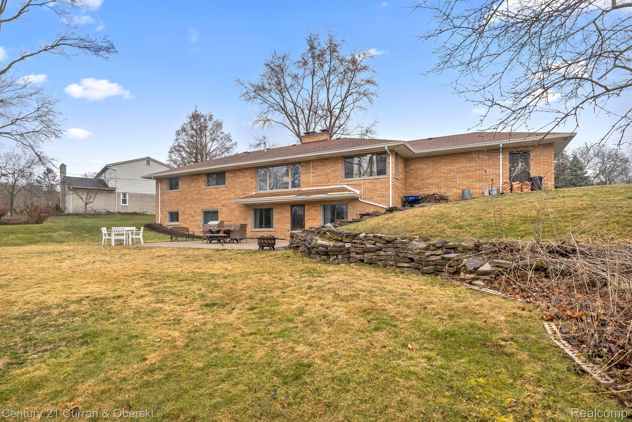 35765 Springvale Street Farmington, MI 48331 - Photo 46 of 53 Gallery Image 46