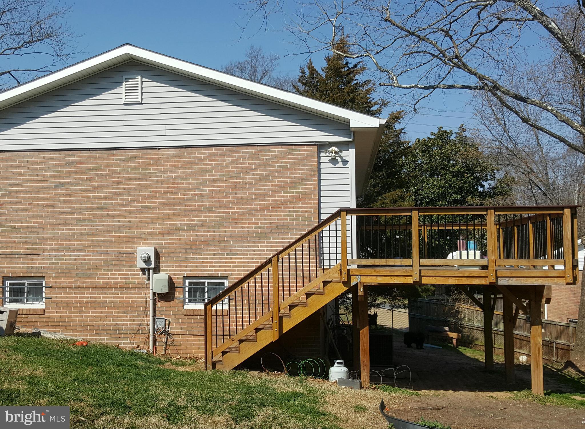 13701 Gilbert Road Woodbridge, VA 22193 - Photo 25 of 27 Exterior (General)