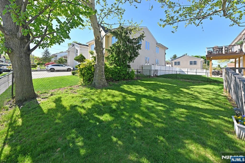 217 Grove Street Lodi, NJ 07644 - Photo 20 of 21