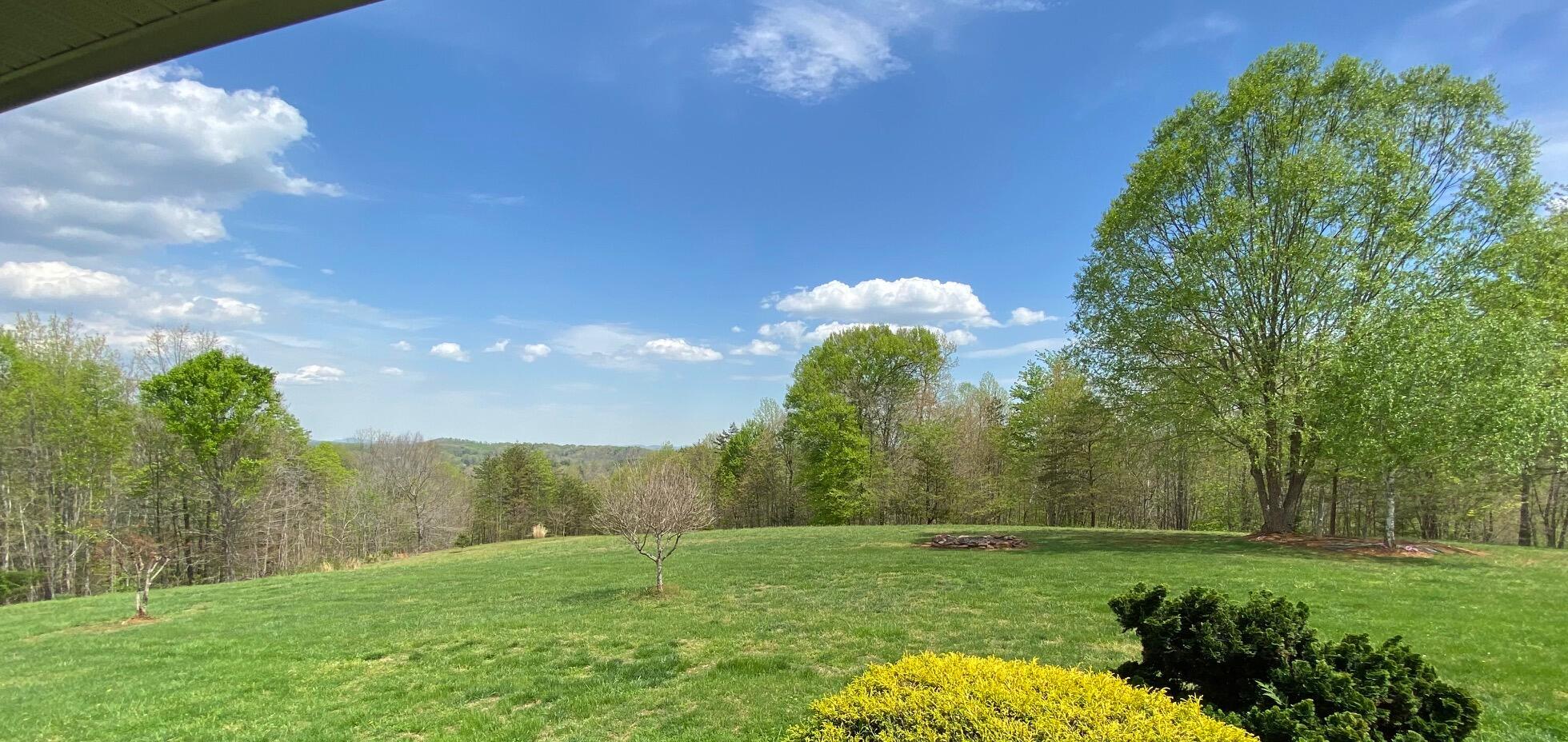 433 Hamilton Road Bassett, VA 24055 - Photo 18 of 93 18