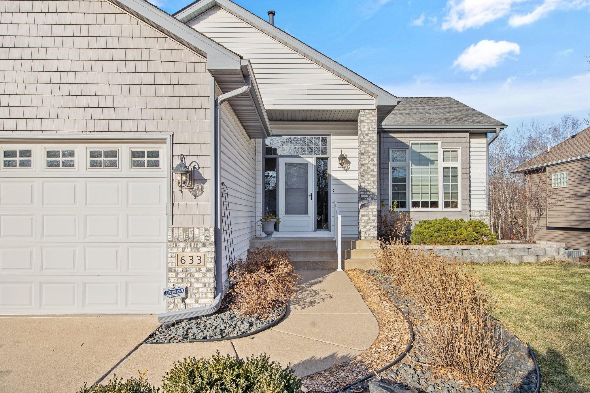 633 Fox Road Lino Lakes, MN 55014 - Photo 3 of 37 Gallery Image 3