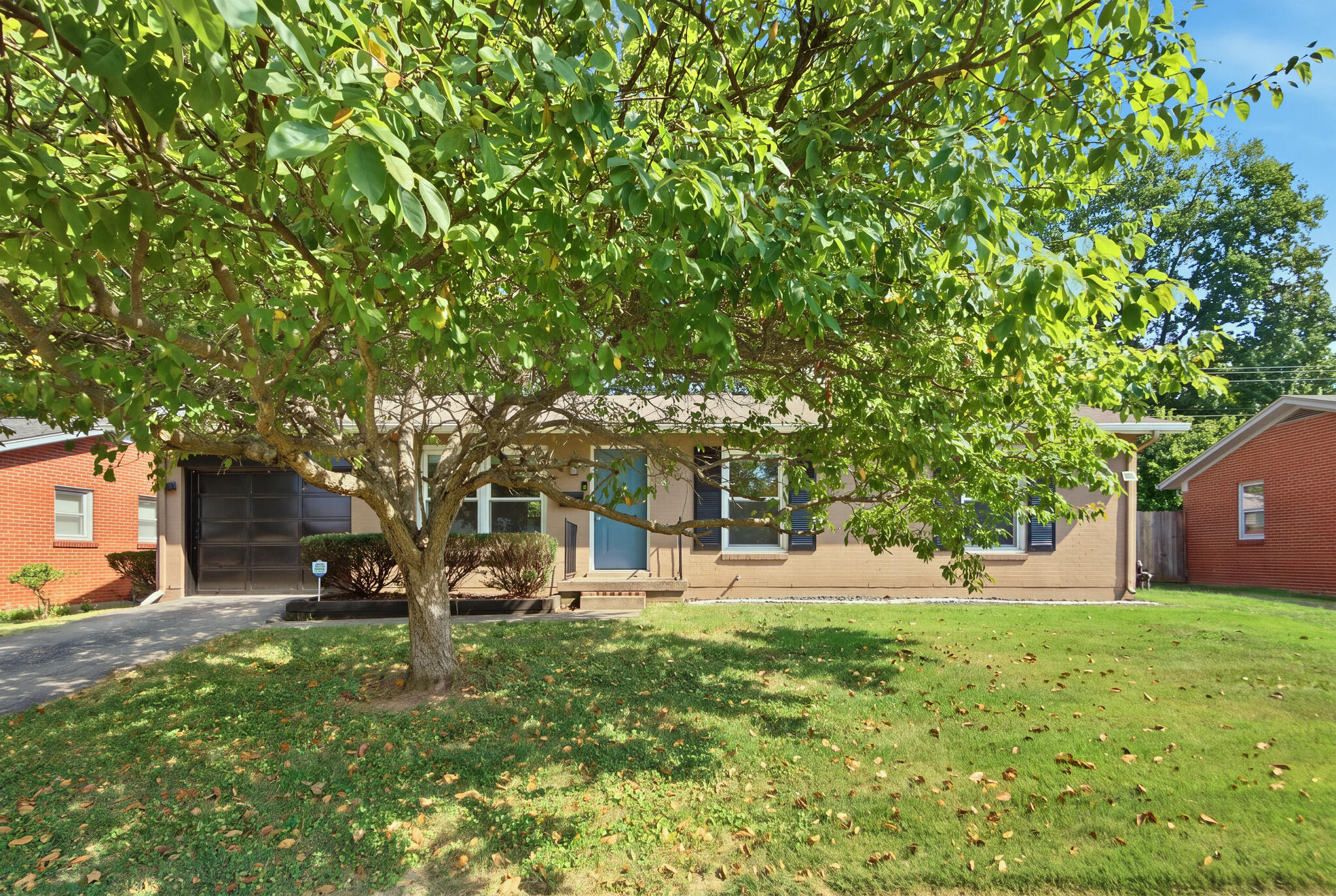 2168 Lansill Road Lexington, KY 40504 - Photo 1 of 37 dsc07152_reedit_3400153a