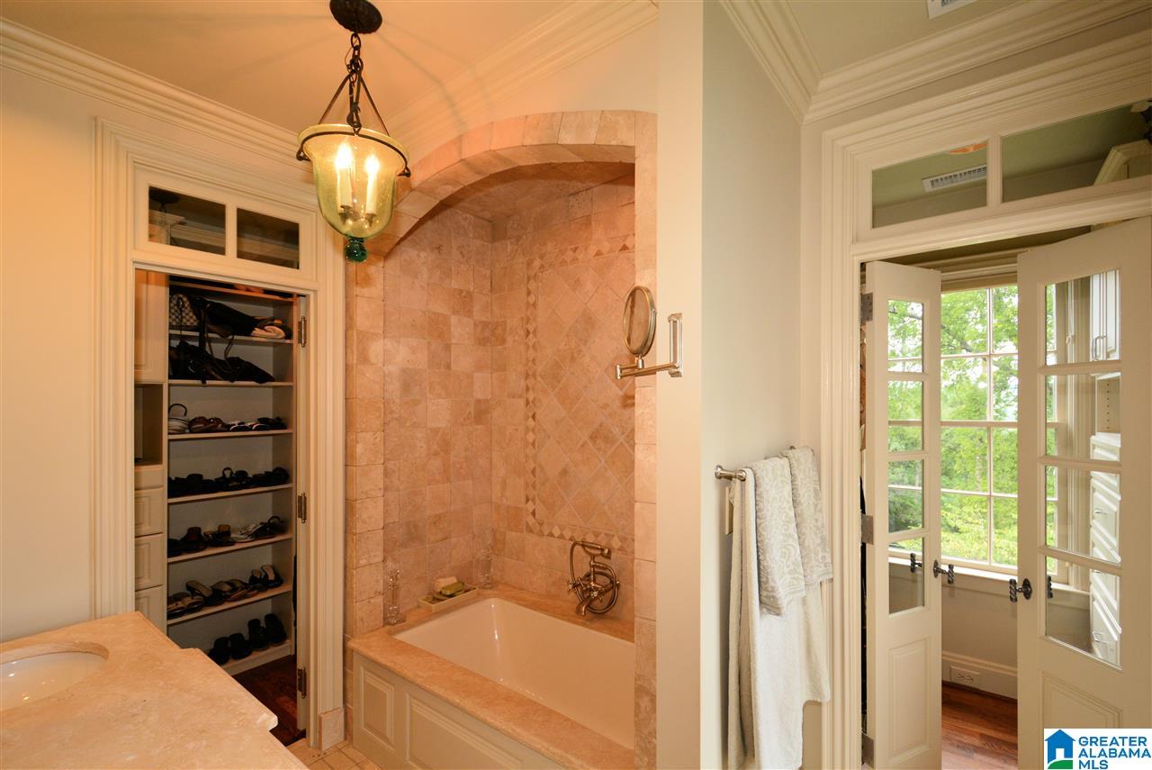 1606 Wellington Road Birmingham, AL 35209 - Photo 33 of 50