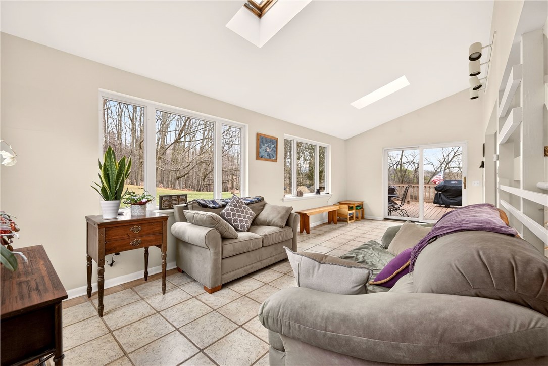 7750 N Road Victor, NY 14564 - Photo 16 of 47