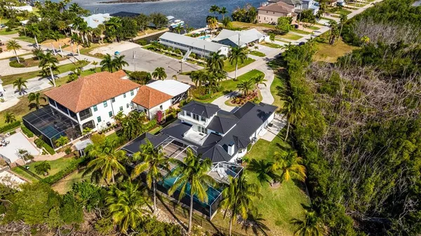 $2,598,000 | 12201 Shoreview Drive, Cape Coral, FL 33993