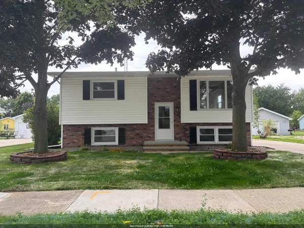 $349,900 | 1135 Greenfield Trail, Oshkosh, WI 54904