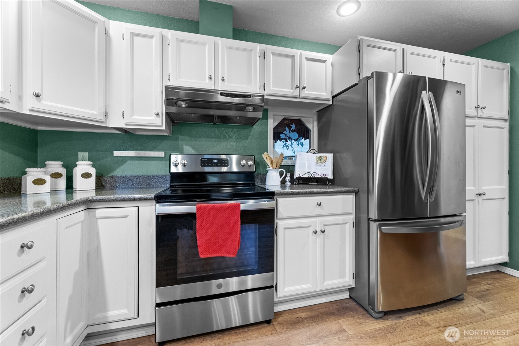 19002 Cook Road Southeast Yelm, WA 98597 - Photo 8 of 38 Gallery Image 8
