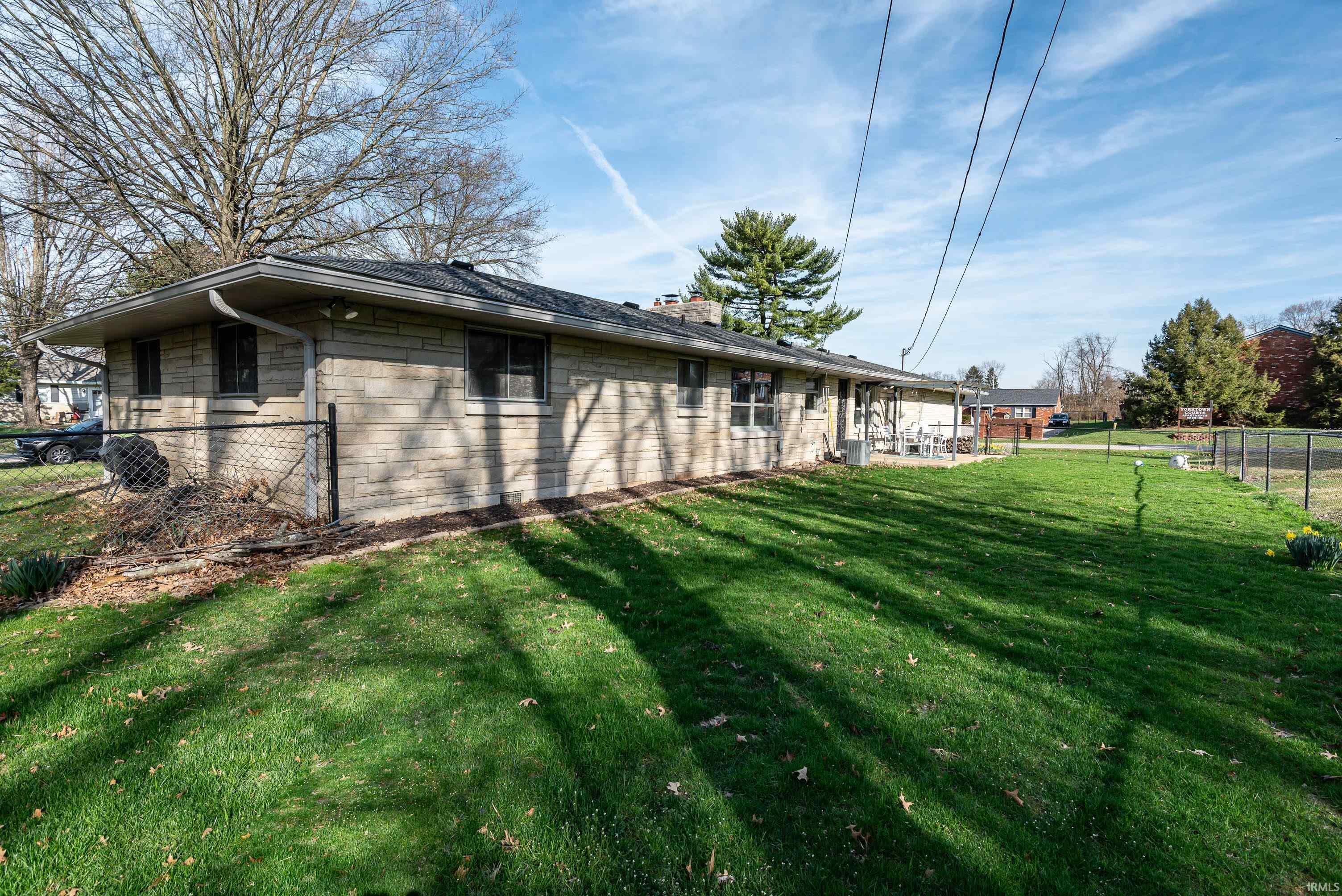 101 South Heritage Road Bloomington, IN 47408 - Photo 33 of 34 Gallery Image 33