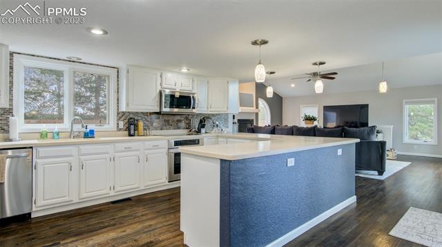 1494 Deerpath Road Franktown, CO 80116 - Photo 12 of 42 Gallery Image 12
