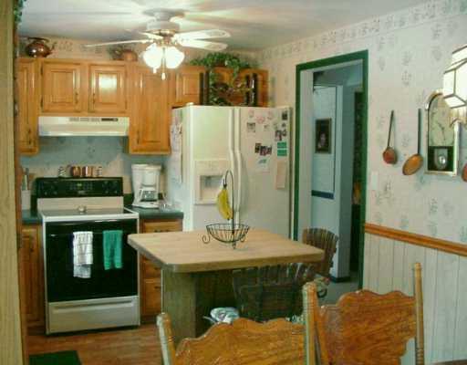 1027 Linden Road Eighty Four, PA 15330 - Photo 3 of 8