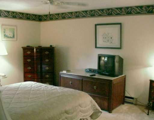 1027 Linden Road Eighty Four, PA 15330 - Photo 6 of 8