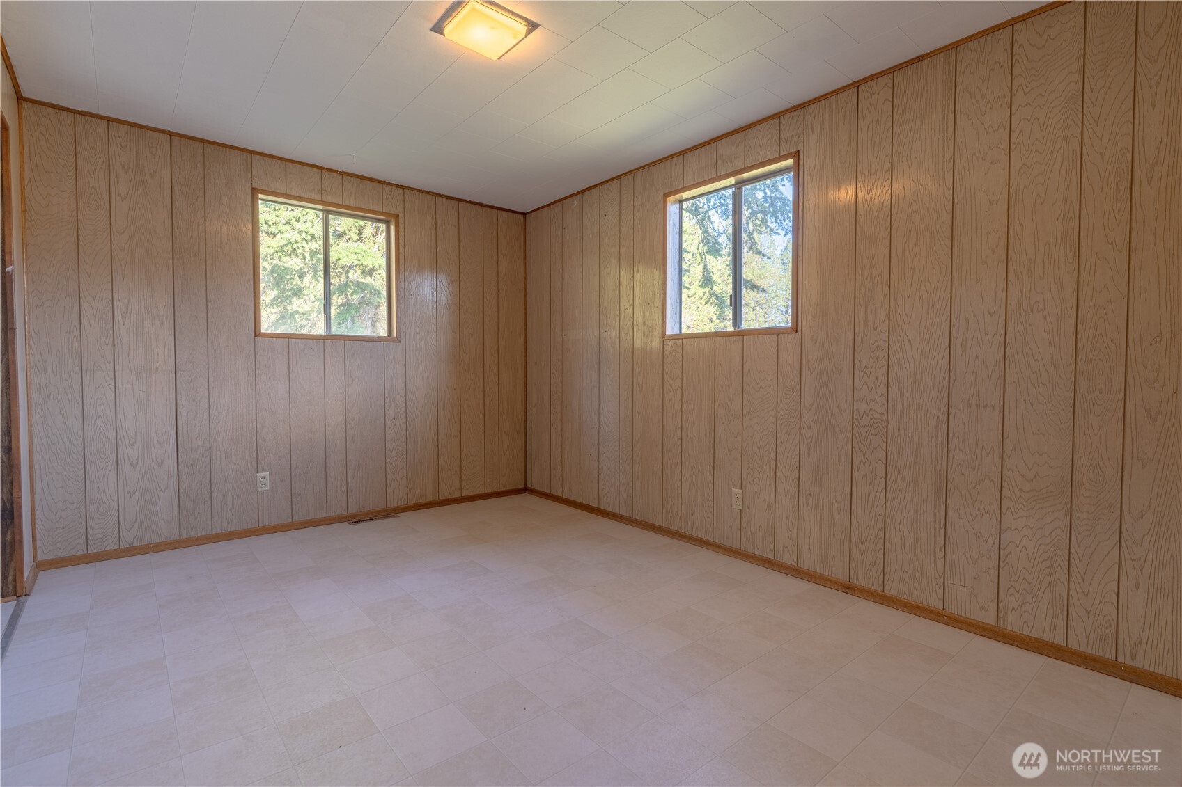 20016 North Sands Road Colbert, WA 99005 - Photo 23 of 31 Gallery Image 23