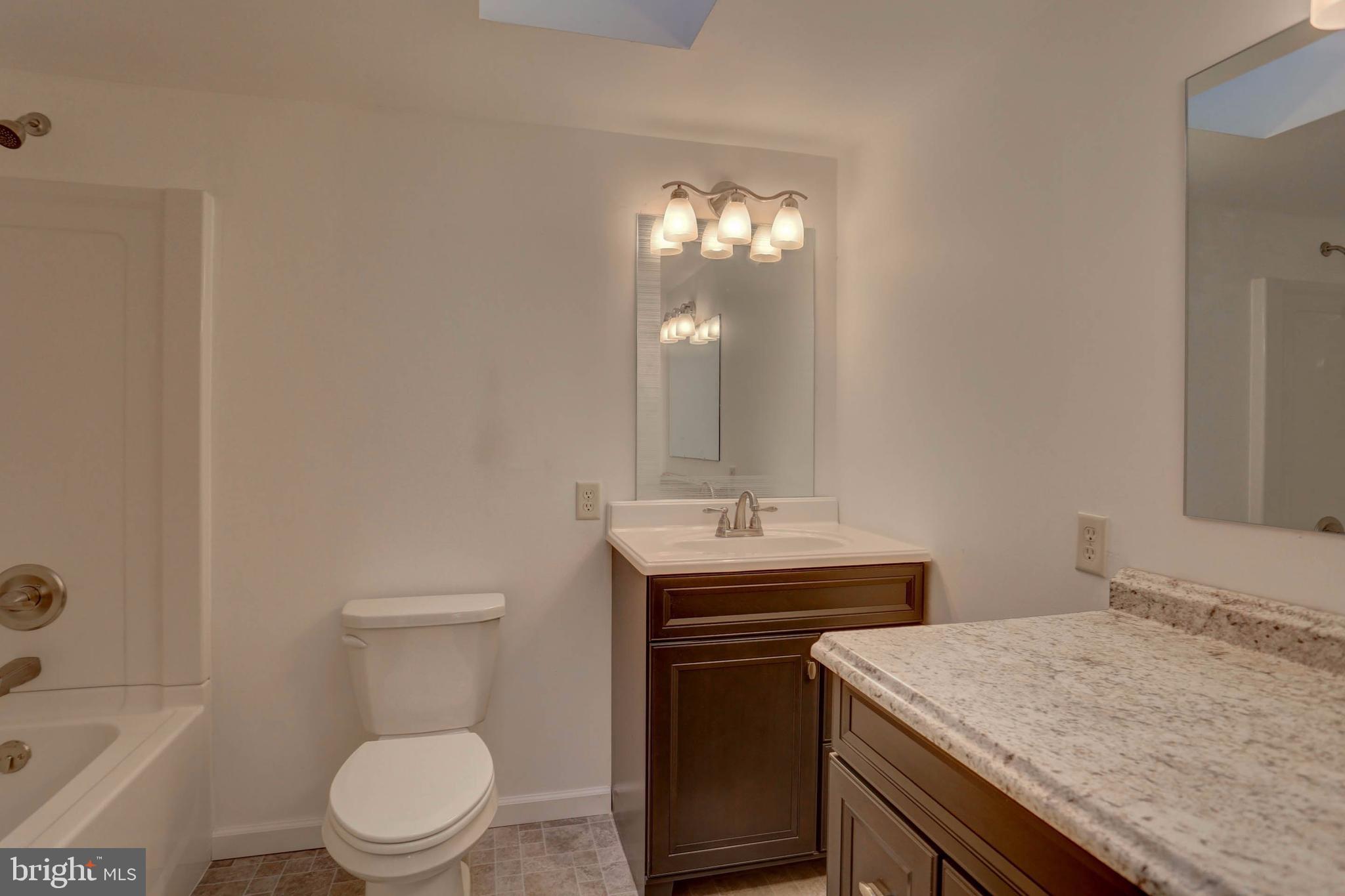2077 North Colebrook Road Manheim, PA 17545 - Photo 13 of 27