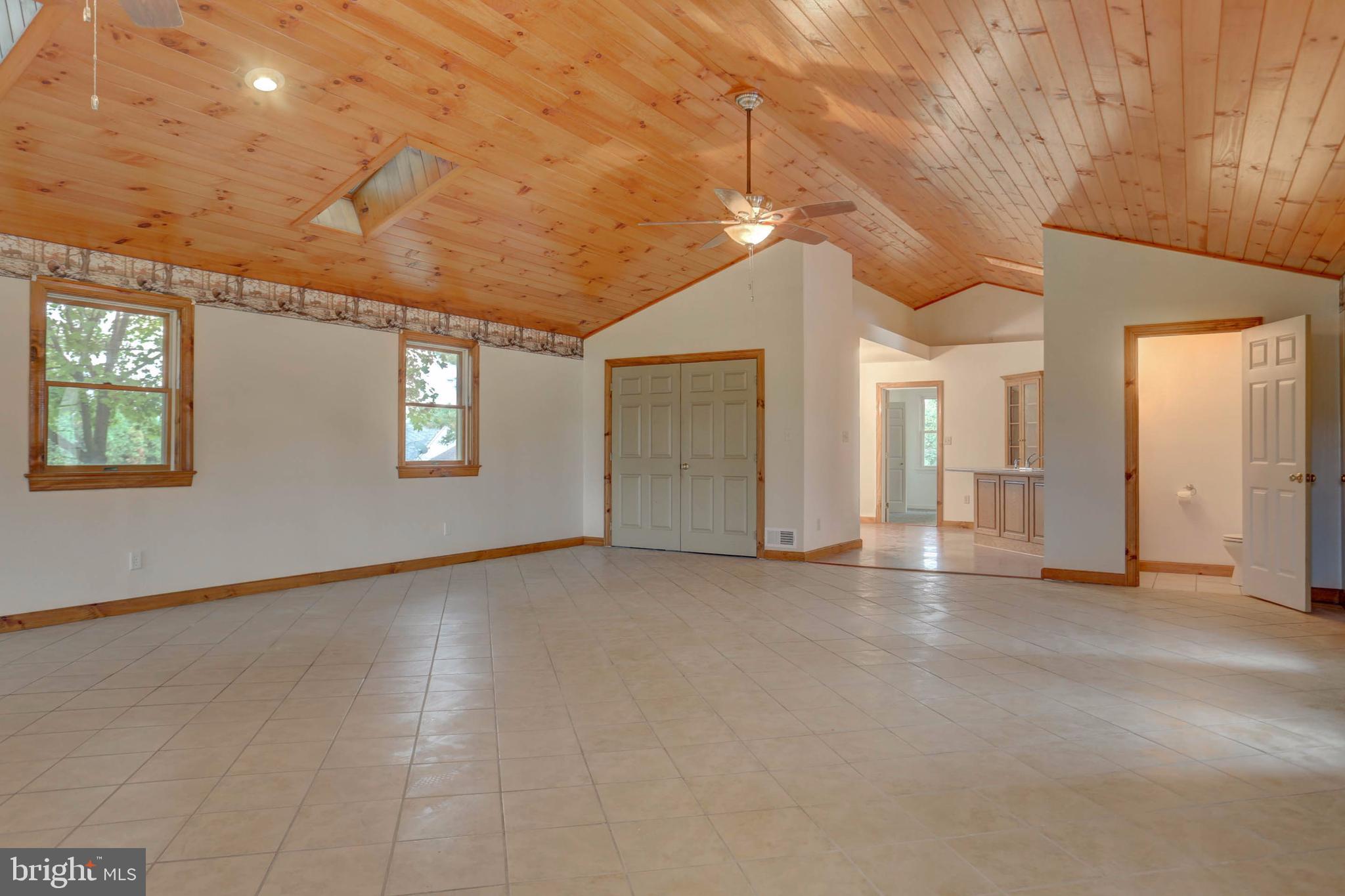 2077 North Colebrook Road Manheim, PA 17545 - Photo 24 of 27