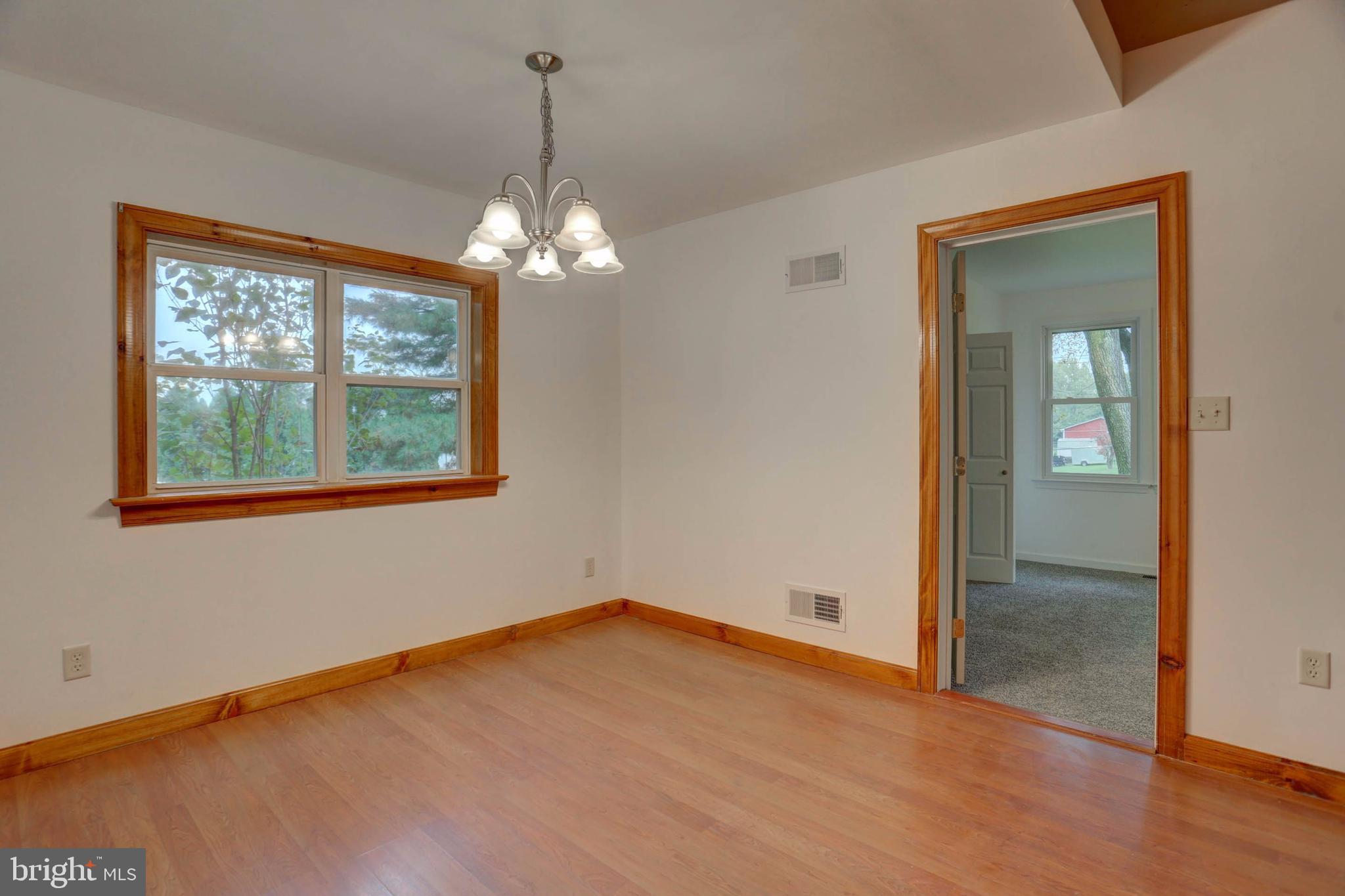 2077 North Colebrook Road Manheim, PA 17545 - Photo 6 of 27